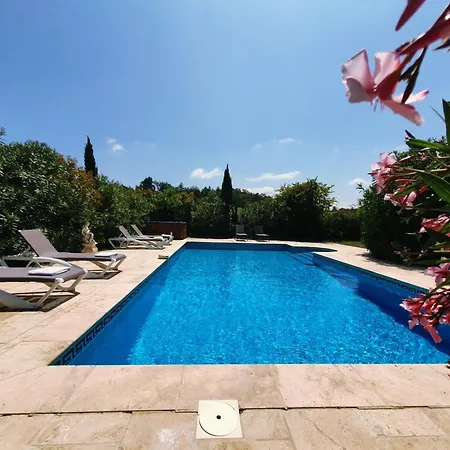 Villa Roco Aigle *